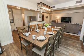 Seven Springs 2 Bedroom Premium Condo, Pet Friendly! by RedAwning - Sa