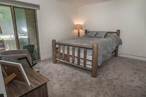 Seven Springs 2 Bedroom Premium Condo, Great for families 2 Condo by R