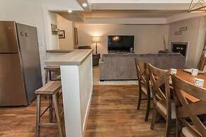 Seven Springs 2 Bedroom Premium Condo, Pet Friendly! by RedAwning - Sa