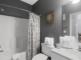 River Crossing #532 2 Bedroom Condo by RedAwning