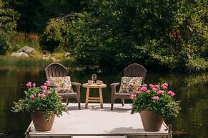 Mountainside Lodging & Retreats