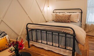 Mountainside Lodging & Retreats