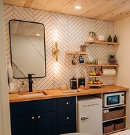 Mountainside Lodging & Retreats