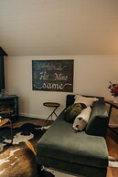 Mountainside Lodging & Retreats