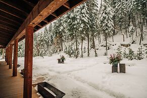 Mountainside Lodging & Retreats