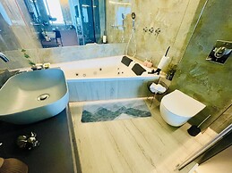 Carmel Holiday Apartments