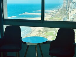 Carmel Holiday Apartments