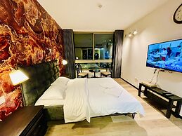 Carmel Holiday Apartments