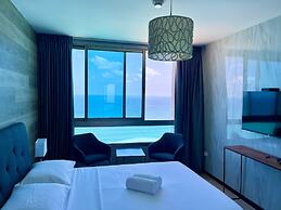 Carmel Holiday Apartments