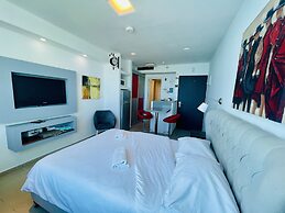 Carmel Holiday Apartments