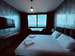 Carmel Holiday Apartments