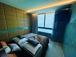 Carmel Holiday Apartments