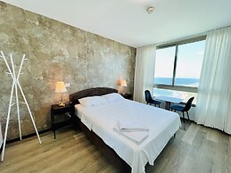 Carmel Holiday Apartments