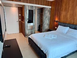 Carmel Holiday Apartments