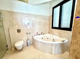 Grace Holon Villa & Pool