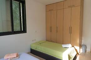 Grace Holon Villa & Pool