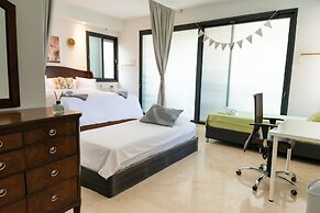 Grace Holon Villa & Pool