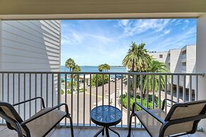 Seaside Luxury Oasis with balcony