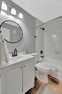 Seaside Luxury Oasis with balcony