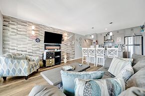 Seaside Luxury Oasis with balcony
