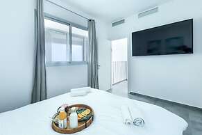 Luxe Apt in Top Tel Aviv Neighborhood