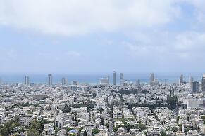 Luxe Apt in Top Tel Aviv Neighborhood