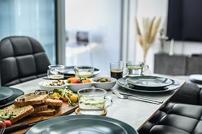 Luxe Apt in Top Tel Aviv Neighborhood