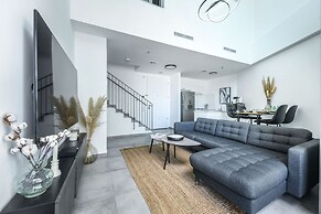 Luxe Apt in Top Tel Aviv Neighborhood
