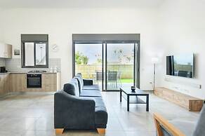 Achziv Beach Getaway with Balcony by Sea N Rent