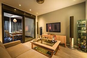 Luxury Levontin apt near Rothschild