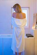 FILIA SOLIS - Old Town SUITEs & SPA