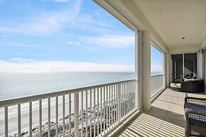 Oceania 902 - Gulf Front 3 BR - sleeps 6 3 Bedroom Condo by RedAwning