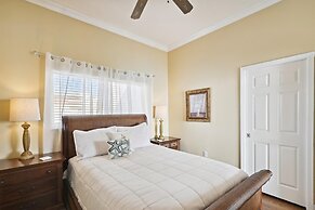 Oceania 902 - Gulf Front 3 BR - sleeps 6 3 Bedroom Condo by RedAwning