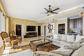 Oceania 902 - Gulf Front 3 BR - sleeps 6 3 Bedroom Condo by RedAwning