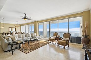 Oceania 902 - Gulf Front 3 BR - sleeps 6 3 Bedroom Condo by RedAwning