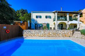 Villa Chiquitita in Rachi