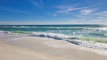 Newly Renovated! Breathtaking Views! Fourth Floor! Pools! Grill! Beach