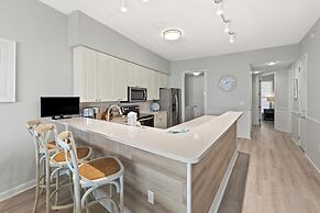 Newly Renovated! Breathtaking Views! Fourth Floor! Pools! Grill! Beach