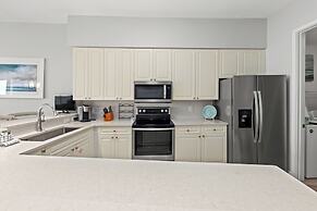 Newly Renovated! Breathtaking Views! Fourth Floor! Pools! Grill! Beach