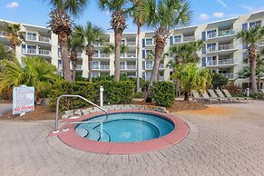 Newly Renovated! Breathtaking Views! Fourth Floor! Pools! Grill! Beach