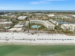 Fun In The Sun! Crescent at Miramar - Gulf Front+beach Chairs