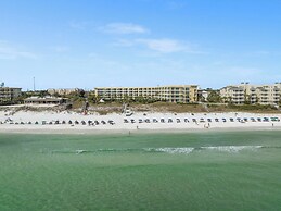Fun In The Sun! Crescent at Miramar - Gulf Front+beach Chairs