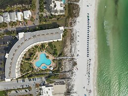 Fun In The Sun! Crescent at Miramar - Gulf Front+beach Chairs