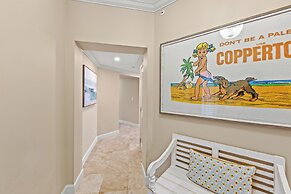 Elegant 4BD 4Ba With Stunning Ocean Views and Direct Beach & Pool Acce