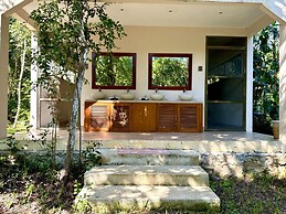 Glamping Bunga Lotus