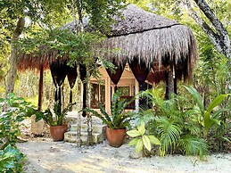Glamping Bunga Lotus