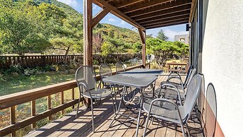 Gyeongju Haneulbichkids Poolvilla