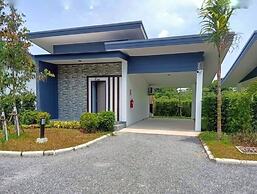 Blue Moon Boutique Resort