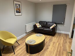 Immaculate 2-bed Apartment in London