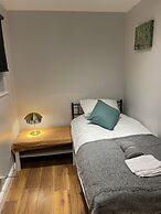 Immaculate 2-bed Apartment in London